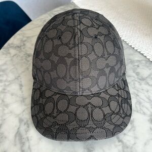 Coach Signature Jacquard Cap in Graphite
